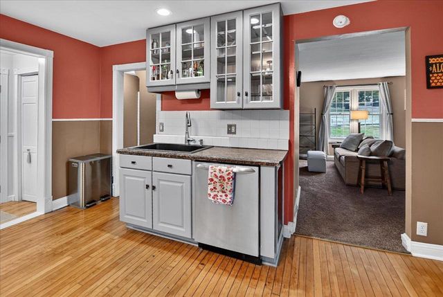 118 Washington Street, Deforest, WI 53532