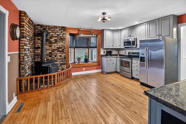 118 Washington Street, Deforest, WI 53532
