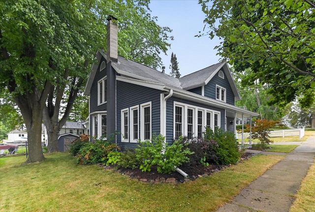 118 Washington Street, Deforest, WI 53532