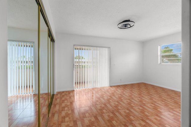 346 Windsor O, West Palm Beach, FL 33417