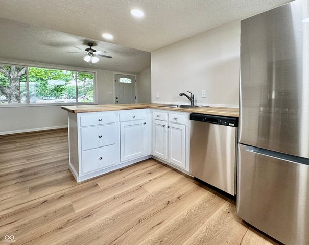 1074 Center Street, Martinsville, IN 46151