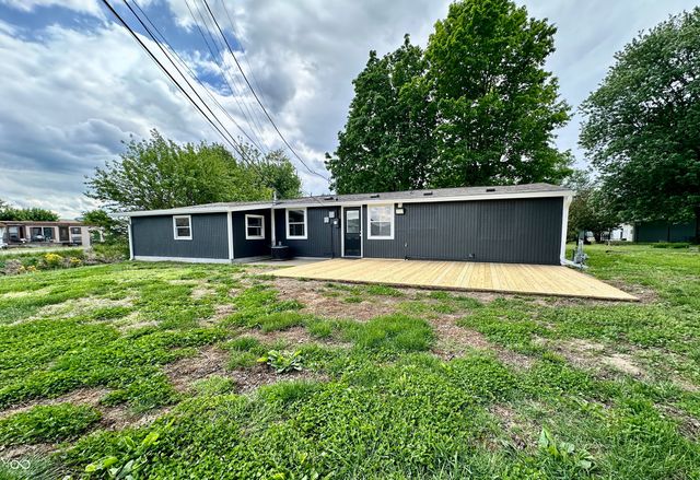 1074 Center Street, Martinsville, IN 46151