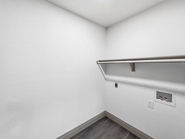 116 Ravenswood Drive, Bedford, TX 76022