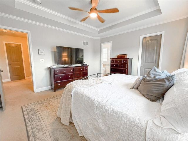 713 N Cloverdale Avenue, Independence, MO 64056