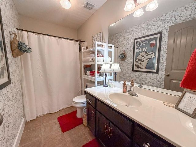 713 N Cloverdale Avenue, Independence, MO 64056