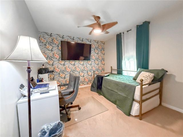 713 N Cloverdale Avenue, Independence, MO 64056