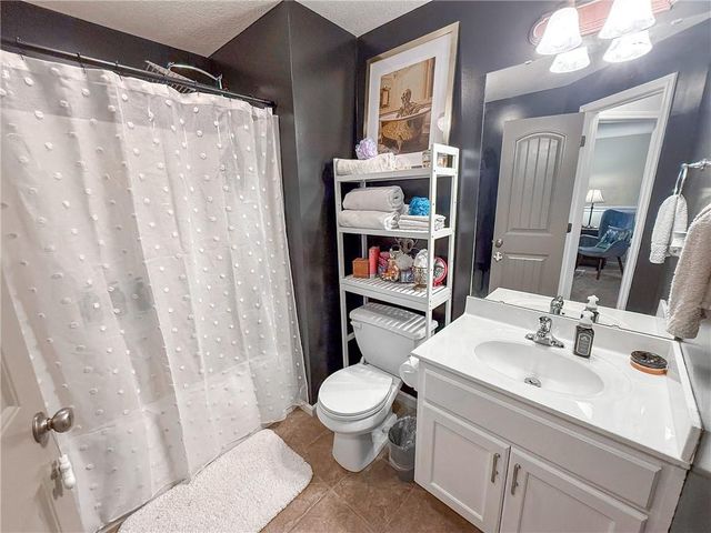 713 N Cloverdale Avenue, Independence, MO 64056