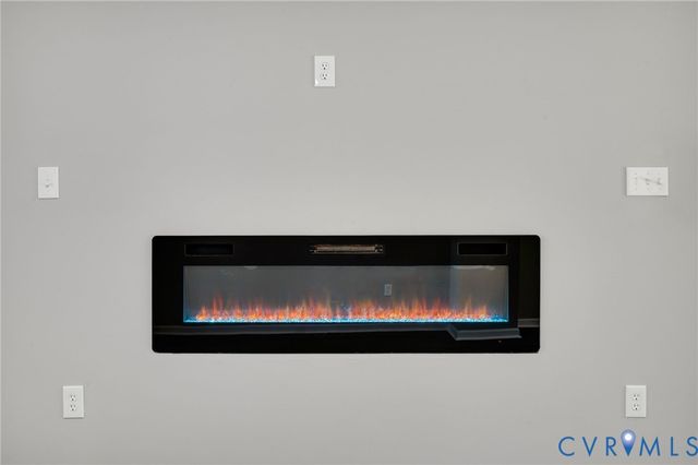 425 BYRNE St, Petersburg, VA 23803