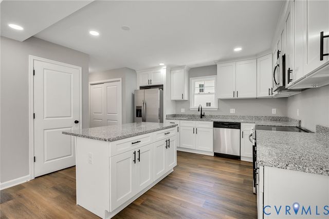 425 BYRNE St, Petersburg, VA 23803