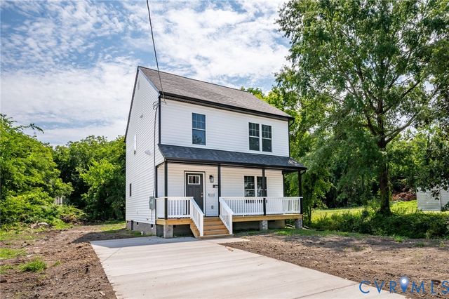 425 BYRNE St, Petersburg, VA 23803