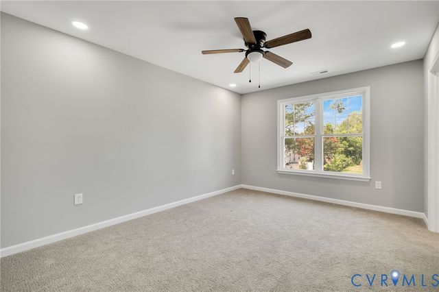 425 BYRNE St, Petersburg, VA 23803