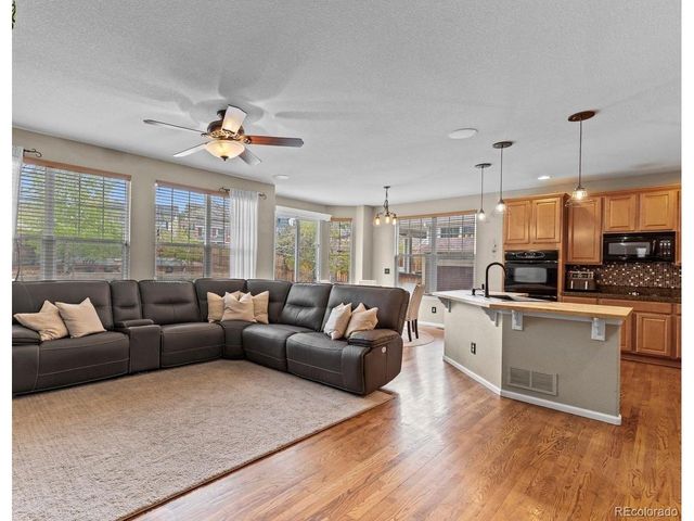 5415 S Flat Rock Way, Aurora, CO 80016