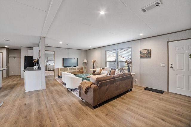 3106 Smyrna Road, Sunset, TX 76270