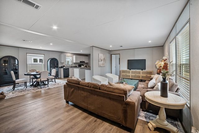 3106 Smyrna Road, Sunset, TX 76270