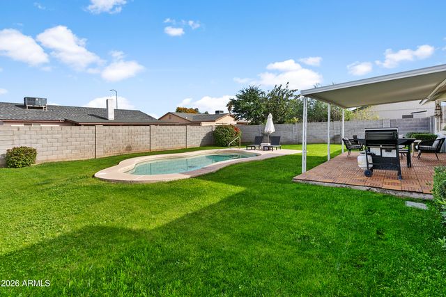 2322 E JUANITA Avenue, Mesa, AZ 85204