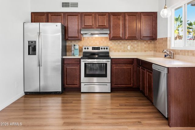 2322 E JUANITA Avenue, Mesa, AZ 85204