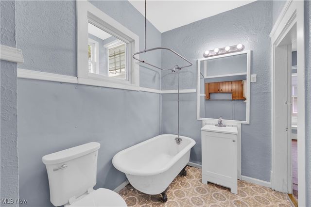 3712 Daisy Avenue, Cleveland, OH 44109