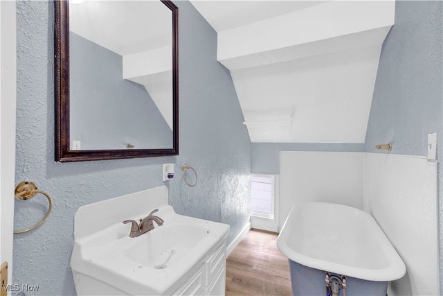 3712 Daisy Avenue, Cleveland, OH 44109