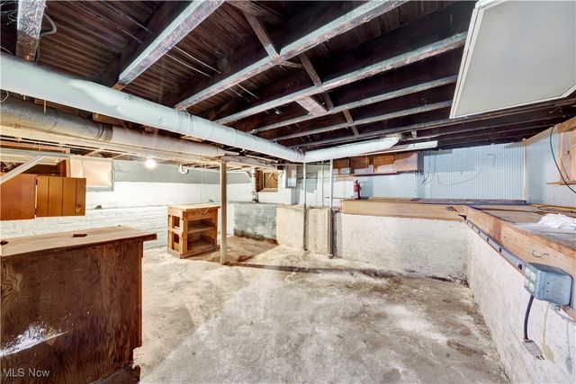 3712 Daisy Avenue, Cleveland, OH 44109