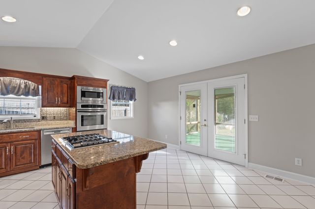 224 Weatherford Dr, NE, Cleveland, TN 37312