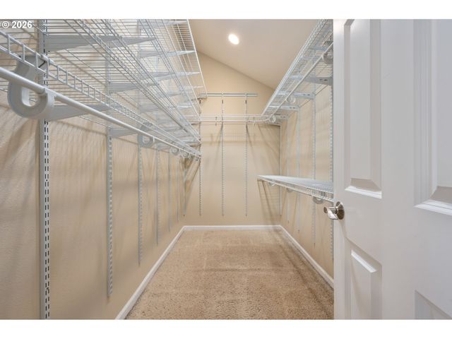 468 72ND St, Springfield, OR 97478