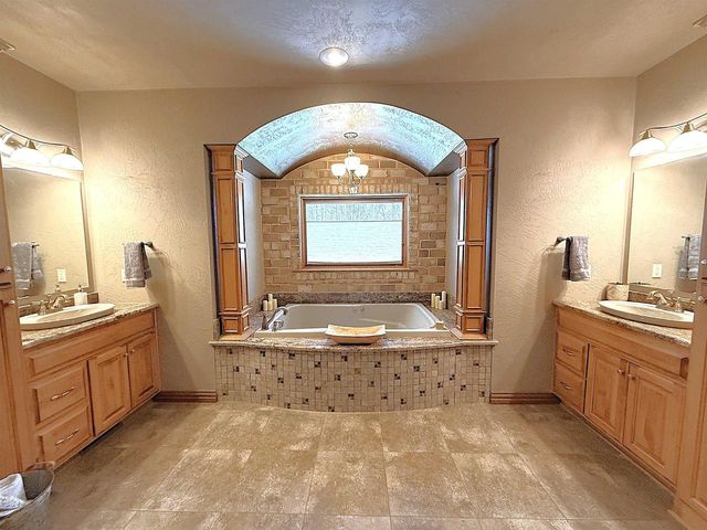 448 HARVEST ROAD, Green Bay, WI 54302