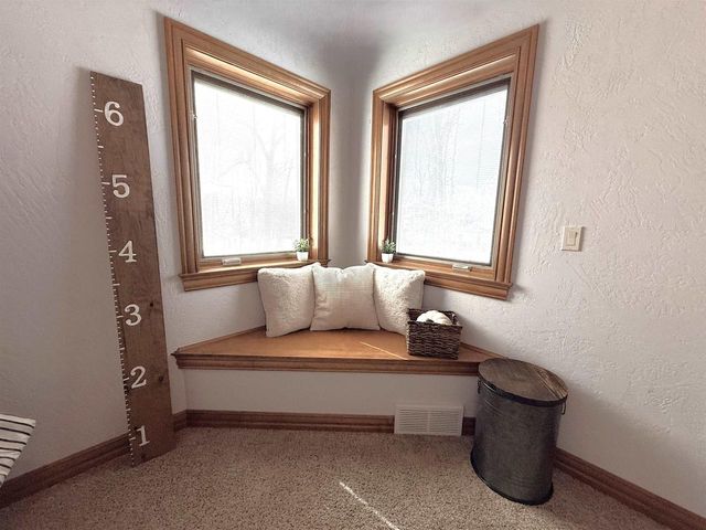 448 HARVEST ROAD, Green Bay, WI 54302