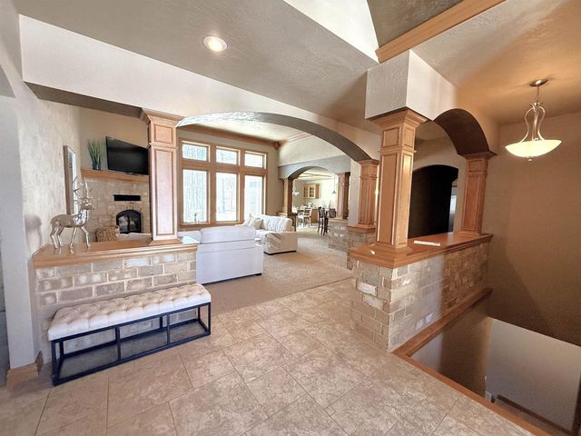448 HARVEST ROAD, Green Bay, WI 54302