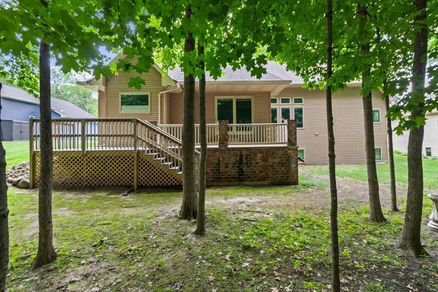 448 HARVEST ROAD, Green Bay, WI 54302