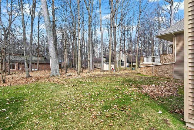 448 HARVEST ROAD, Green Bay, WI 54302