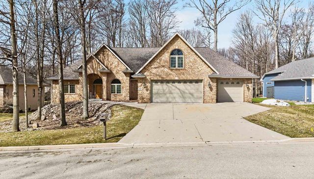 448 HARVEST ROAD, Green Bay, WI 54302