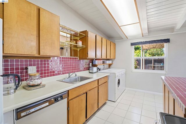 4311 Cahill St, Fremont, CA 94538