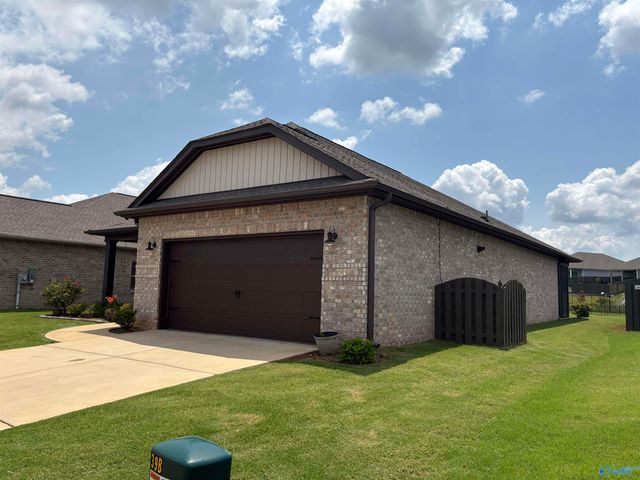 14598 Willow Rose Lane, Athens, AL 35613