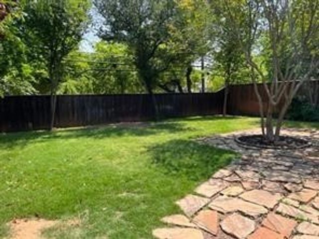 8926 Angleton Place, Dallas, TX 75243