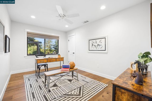 1441 Center Ave, Martinez, CA 94553