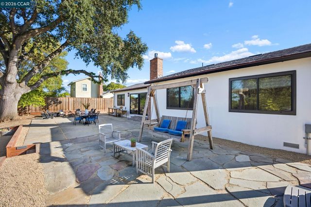 1441 Center Ave, Martinez, CA 94553