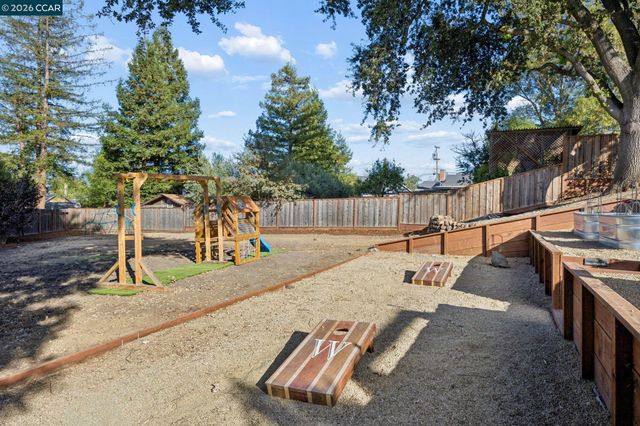 1441 Center Ave, Martinez, CA 94553