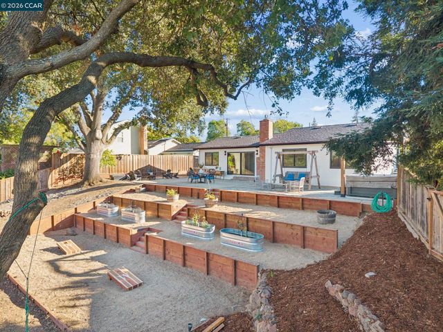 1441 Center Ave, Martinez, CA 94553