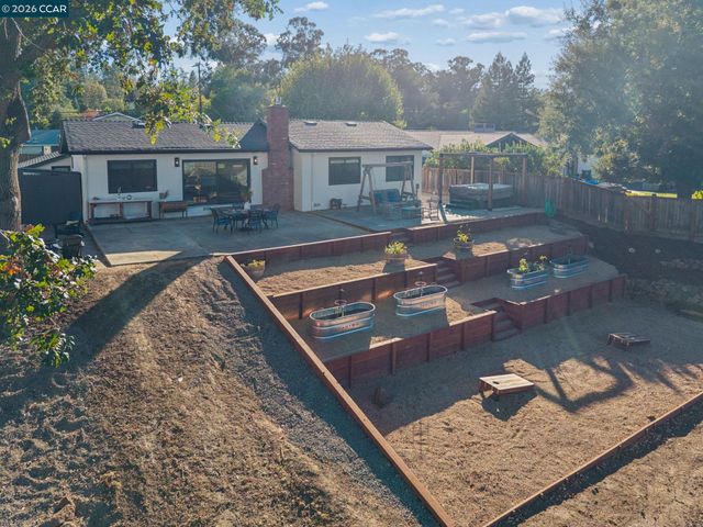 1441 Center Ave, Martinez, CA 94553