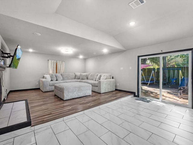 3441 Hickory Lane, Deer Park, TX 77536