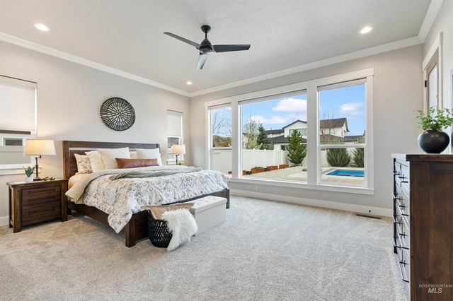 8272 W Sparks Lake Dr, Boise, ID 83714