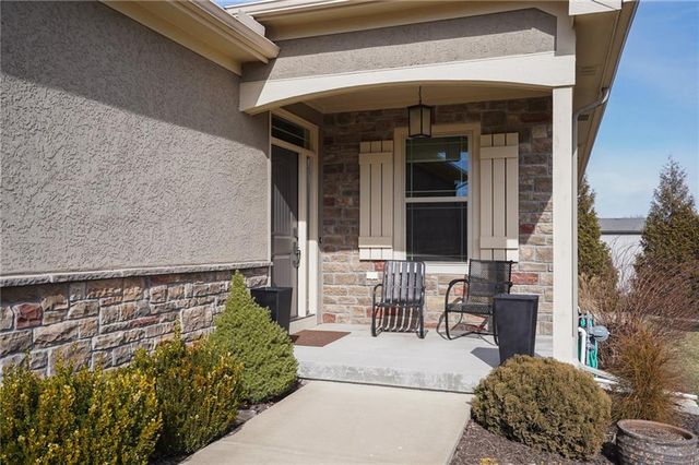 2250 Lake Pointe Drive 1900, Lawrence, KS 66049