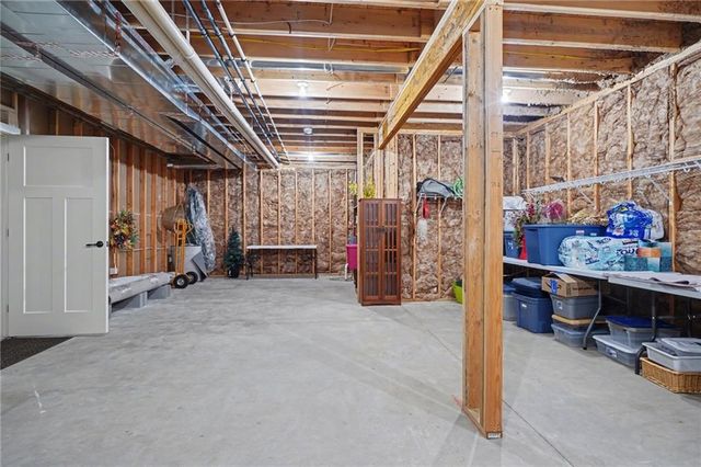 2250 Lake Pointe Drive 1900, Lawrence, KS 66049