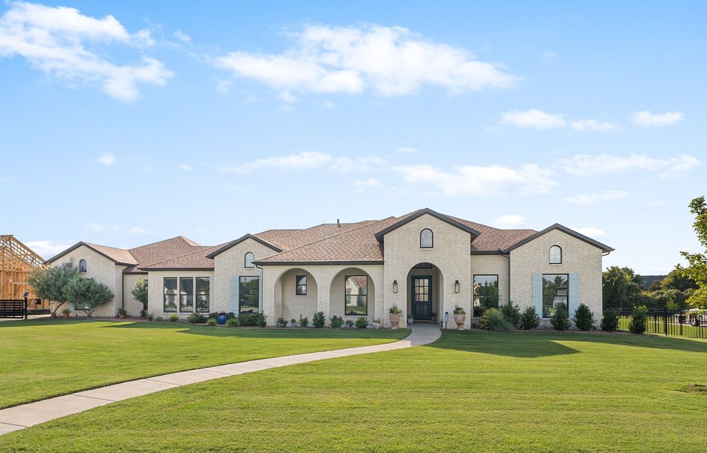 117 Ambrosia Lane, Heath, TX 75032