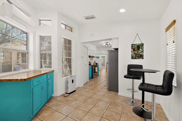 314 Manzano Street NE, Albuquerque, NM 87108