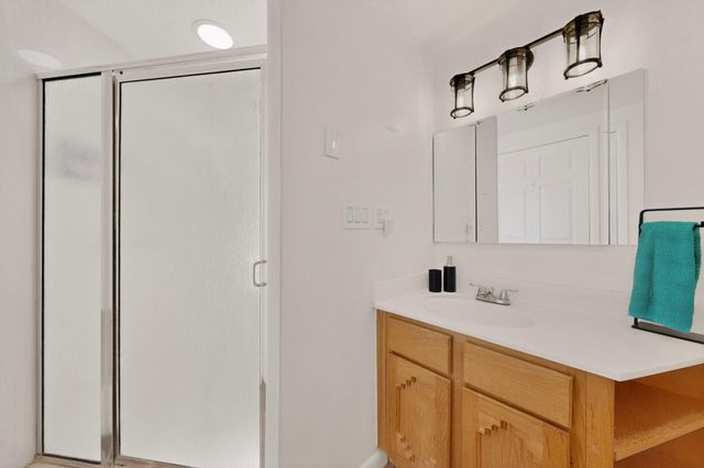 314 Manzano Street NE, Albuquerque, NM 87108