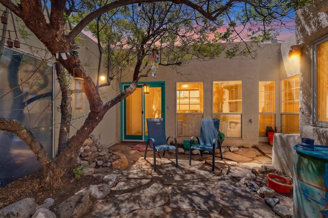 314 Manzano Street NE, Albuquerque, NM 87108