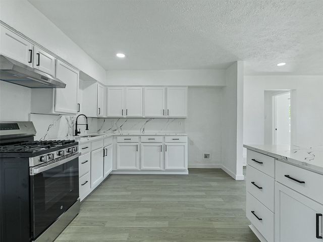 609 E Linda Drive, Garland, TX 75041
