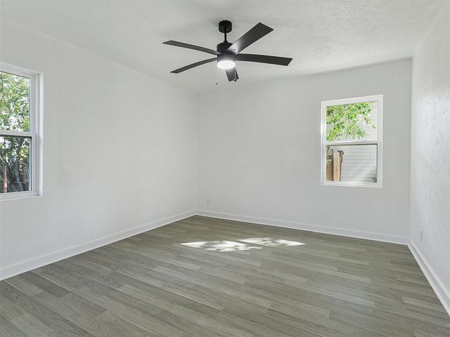 609 E Linda Drive, Garland, TX 75041