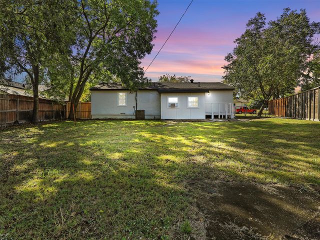609 E Linda Drive, Garland, TX 75041